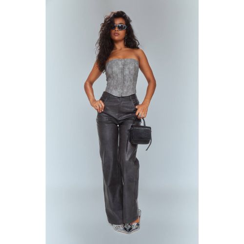 Washed Black Pantalon Droit En Synthétiquecuir Effet Délavé | Taille 42 - PrettyLittleThing - Modalova