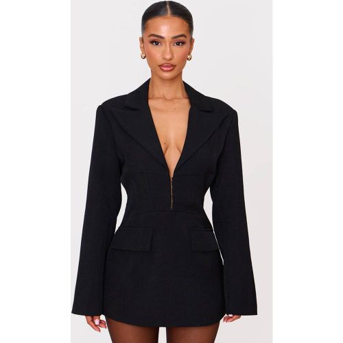 Black Robe Blazer Ajustée Avec Agrafes Et Œillets Petite | Taille 42 - PrettyLittleThing - Modalova