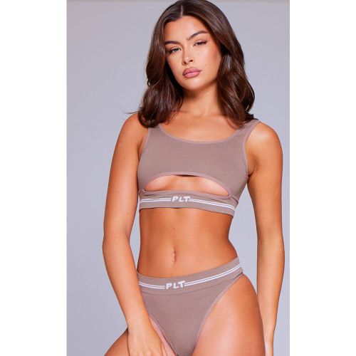 Mocha Brassière Côtelée Sans Couture À Découpes | Taille 2XL - PrettyLittleThing - Modalova
