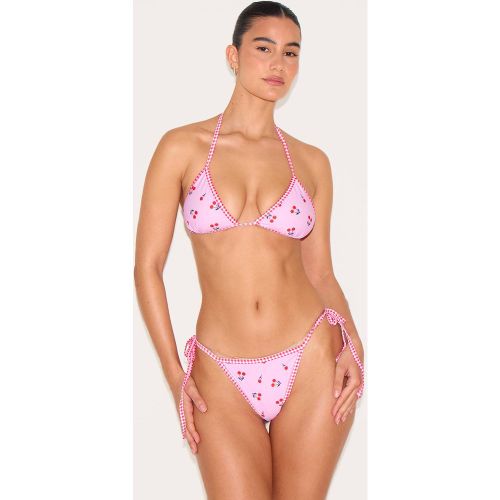 Pink Ensemble Bikini Triangle À Imprimé Cerises Avec Bordure Contrastante | Taille Small - PrettyLittleThing - Modalova