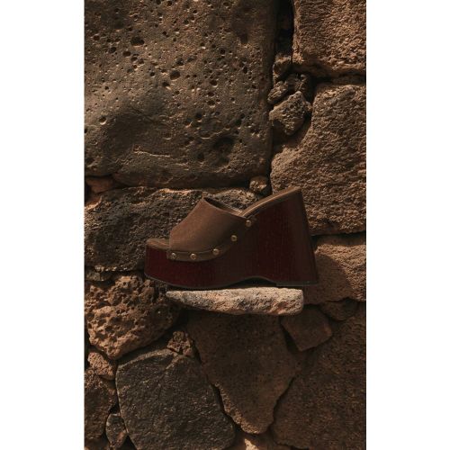 Khaki Mules Compensées À Clous En Synthétique | Taille 38 - PrettyLittleThing - Modalova