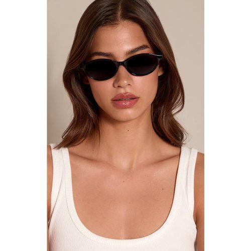 Black Lunettes De Soleil Œil-de-chat À Monture Fine - PrettyLittleThing - Modalova