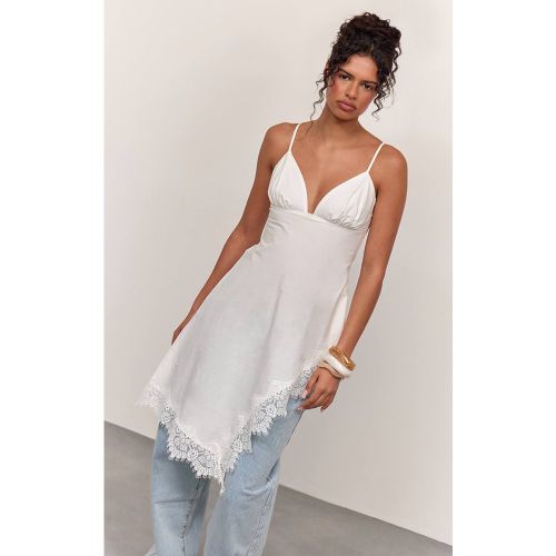 White Caraco Long Asymétrique À Bordure En Dentelle | Taille 42 - PrettyLittleThing - Modalova