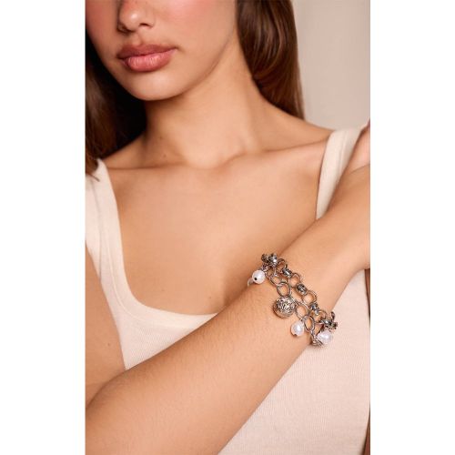 Silver Bracelet Double Chaîne Avec Breloques Perles - PrettyLittleThing - Modalova