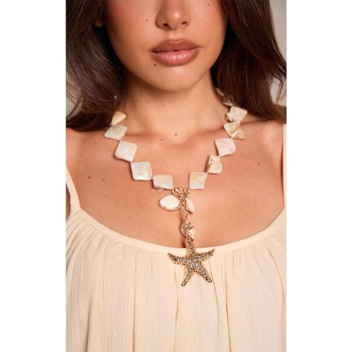 Gold Collier Pendentif Étoile De Mer En Coquillage Nacré - PrettyLittleThing - Modalova