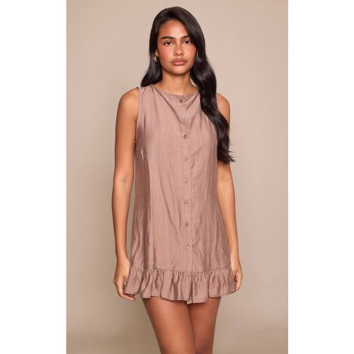 Robe Mini Texturée Tissée À Taille Basse Et Ourlet À Volants | Taille 42 - PrettyLittleThing - Modalova