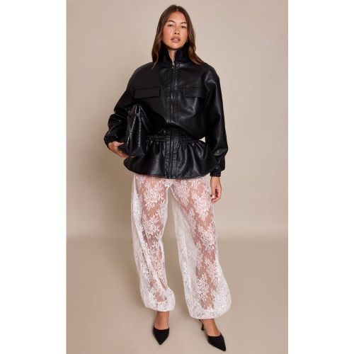 White Pantalon Ballon En Dentelle | Taille 42 - PrettyLittleThing - Modalova