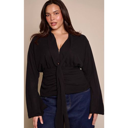 Black Blouse En Mousseline À Détail Drapé Cintré Grande Taille | Taille 46 - PrettyLittleThing - Modalova
