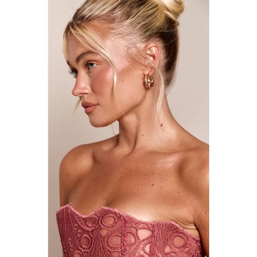 Multi Boucles D'oreilles Statement Angulaires Bicolores - PrettyLittleThing - Modalova