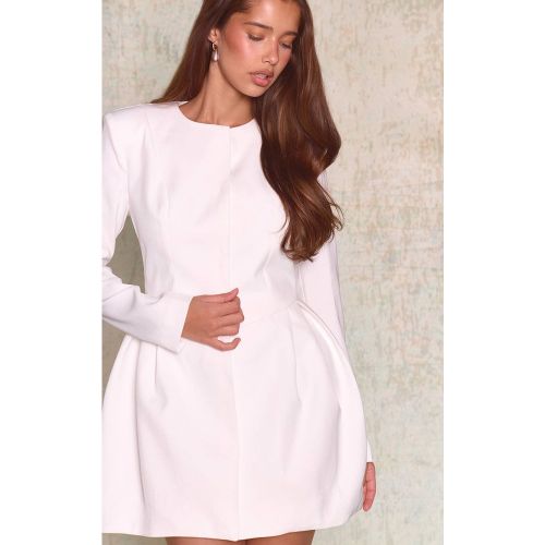 White Robe Blazer Structurée Tissée Premium Avec Détail De Hanche | Taille 42 - PrettyLittleThing - Modalova