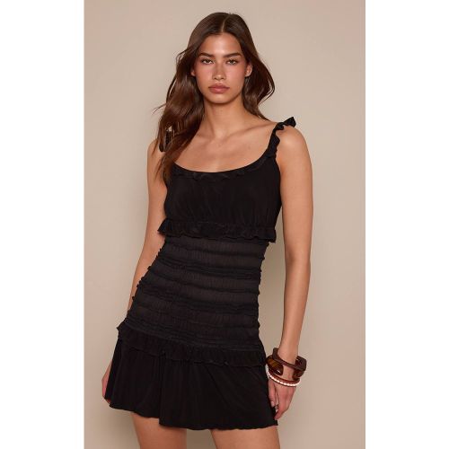 Black Robe Courte Droite À Bretelles Avec Détail Taille Contrastée | Taille 42 - PrettyLittleThing - Modalova