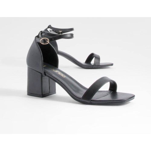 Talons minimalistes à talon bas | Taille 41 - boohoo - Modalova