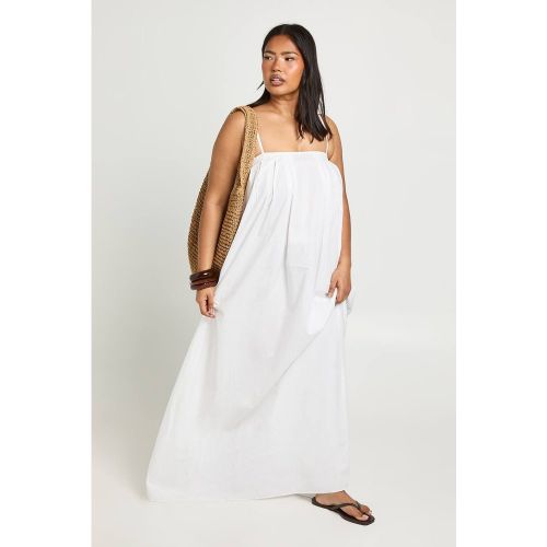 Robe Maxi Plissée À Volume En Popeline De Coton Grande Taille | Taille 48 - boohoo - Modalova