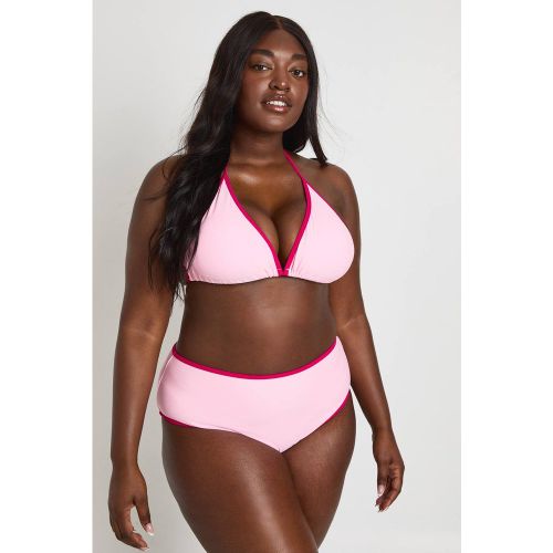 Haut De Bikini Grande Taille À Détails Contrastés Et Bas De Bikini Taille Haute | Taille 52 - boohoo - Modalova