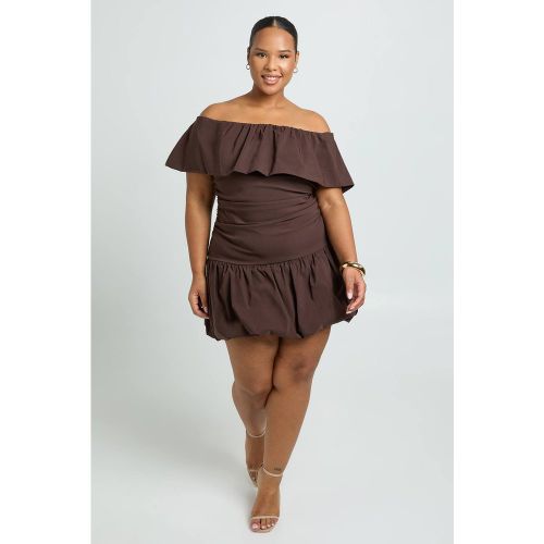 Robe Mini Bardot Boule Bouffante Plus | Taille 48 - boohoo - Modalova