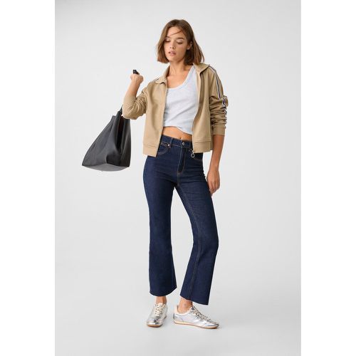 Jean D78 cropped flare 32 - Stradivarius - Modalova