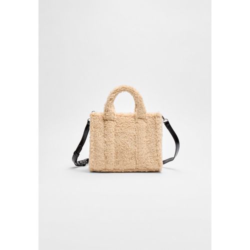 Tote bag effet mouton synthétique Écru OS - Stradivarius - Modalova