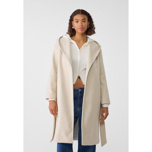 Manteau long avec ceinture doux au toucher Écru S - Stradivarius - Modalova