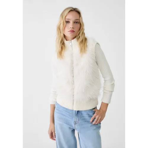 Gilet en maille fausse fourrure fermeture Éclair Écru XS - Stradivarius - Modalova