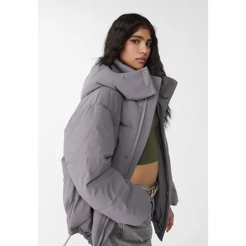 Blouson matelassé oversize à capuche M - Stradivarius - Modalova