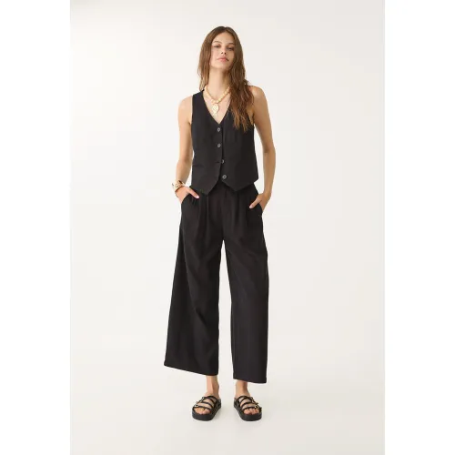 Jupe-culotte à pinces en lin mélangé XS - Stradivarius - Modalova