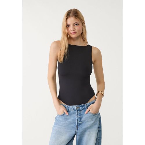 T-shirt basique à col bateau XS - Stradivarius - Modalova