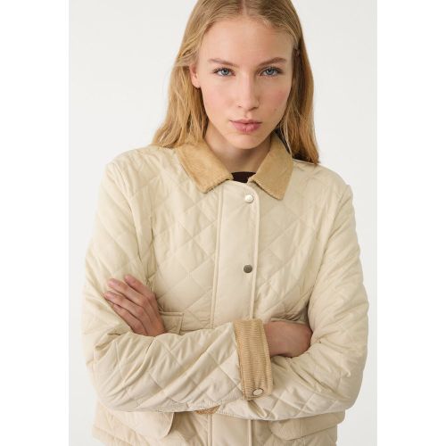 Blouson matelassé contrastant en velours côtelé Écru XS - Stradivarius - Modalova