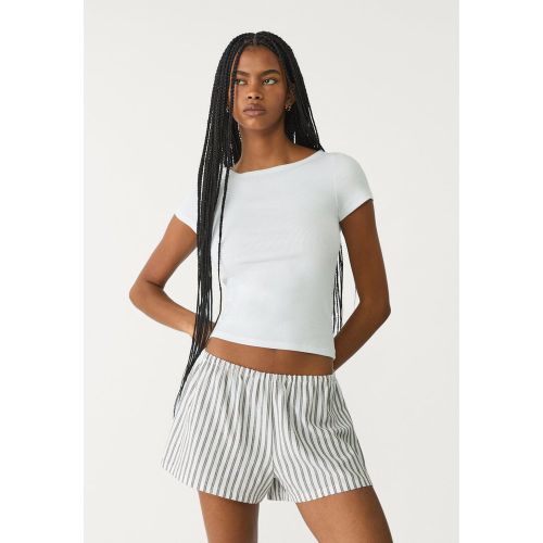 Shorts fluide en lin rayé Écru XS - Stradivarius - Modalova
