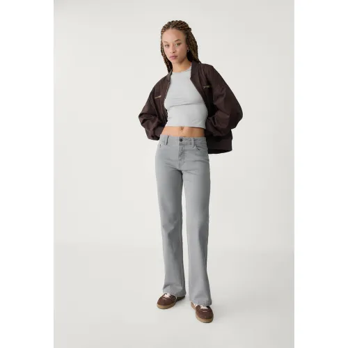 Jean cropped flare 32 - Stradivarius - Modalova