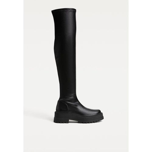 Bottines cloutées stradivarius online