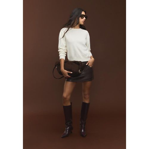 Pull basique en maille au toucher doux Écru XS - Stradivarius - Modalova