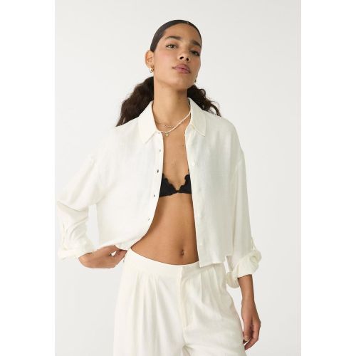 Chemise courte avec lin XS - Stradivarius - Modalova