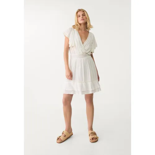 Robe fluide courte à volants Écru XS - Stradivarius - Modalova