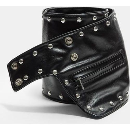 Ceinture large à clous et poche OS - Stradivarius - Modalova