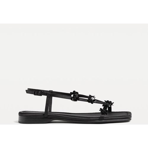Sandales plates fleuries 35 - Stradivarius - Modalova