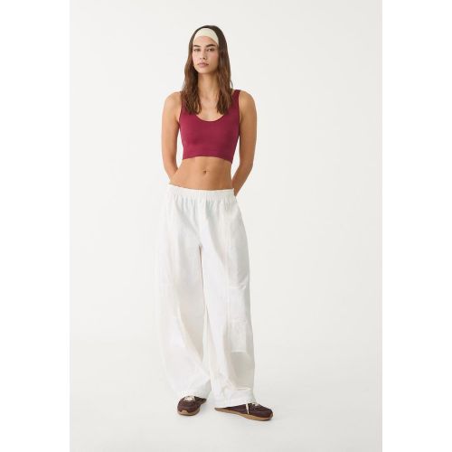 Pantalon balloon technique Écru XS - Stradivarius - Modalova