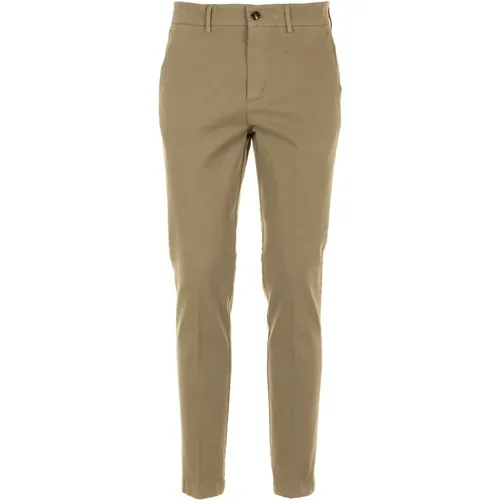 Trousers > Slim-fit Trousers - - Cruna - Modalova