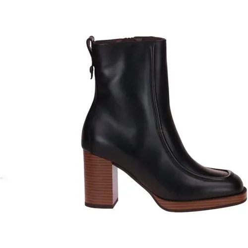 Shoes > Boots > Heeled Boots - - Nerogiardini - Modalova