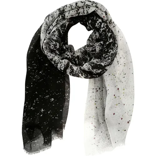 Accessories > Scarves > Winter Scarves - - Hindustrie - Modalova