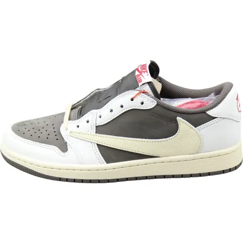 Jordan - Shoes > Sneakers - Beige - Jordan - Modalova