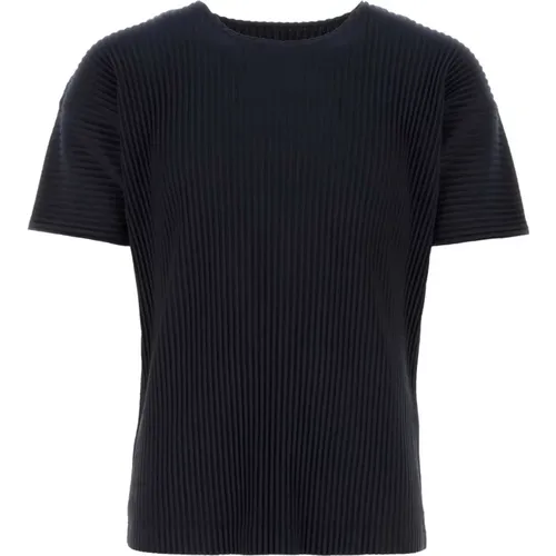 Tops > T-Shirts - - Issey Miyake - Modalova