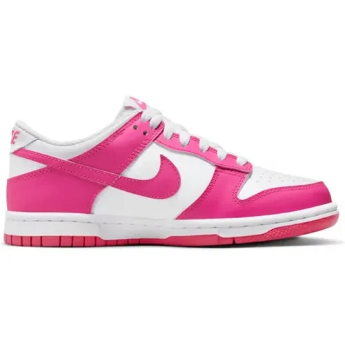 Nike - Shoes > Sneakers - Pink - Nike - Modalova