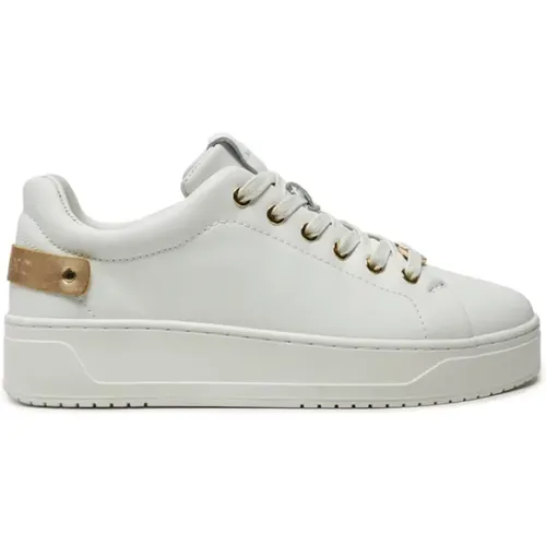 Guess - Shoes > Sneakers - White - Guess - Modalova