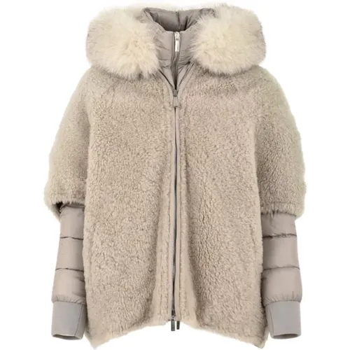 Jackets > Faux Fur & Shearling Jackets - - Moorer - Modalova