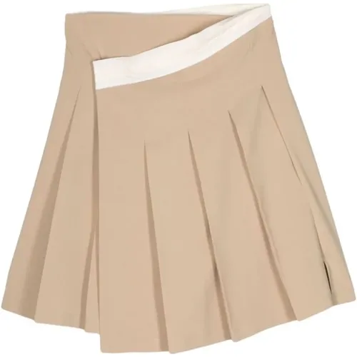 Skirts > Short Skirts - - LOW Classic - Modalova