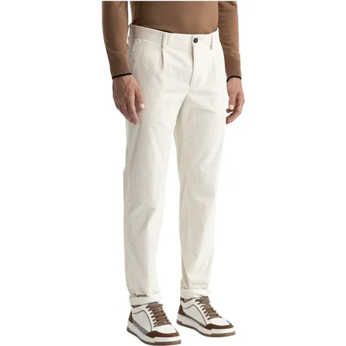 Trousers > Chinos - - PESERICO - Modalova