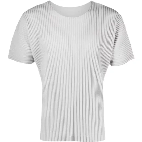 Tops > T-Shirts - - Issey Miyake - Modalova