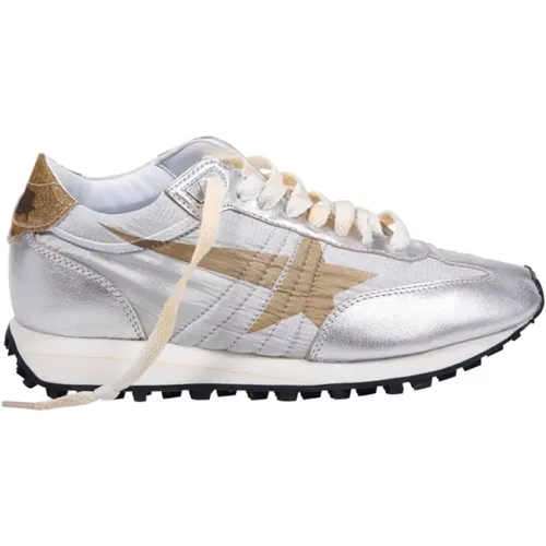 Shoes > Sneakers - - Golden Goose - Modalova