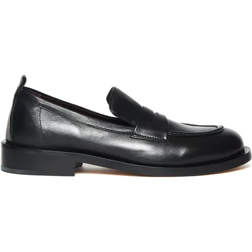 Shoes > Flats > Loafers - - Pomme D'or - Modalova