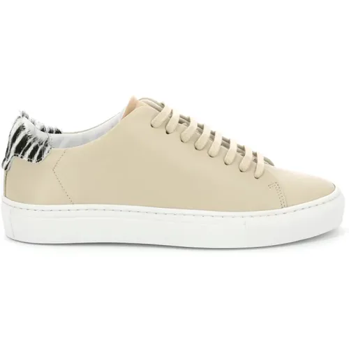 Piola - Shoes > Sneakers - Beige - Piola - Modalova